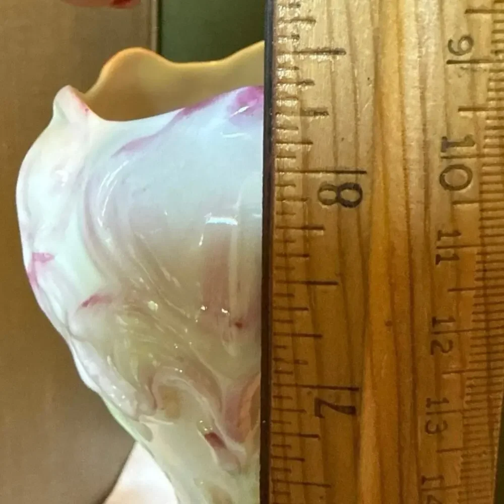Belleek cracks floral